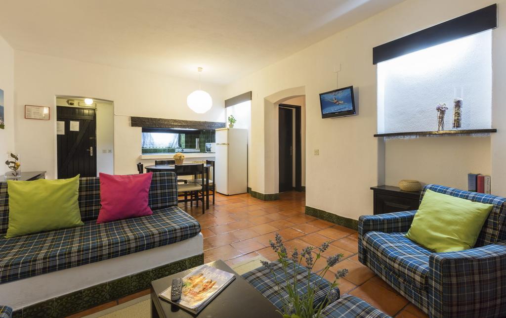 Apartamentos Azul Mar Albufeira Rom bilde